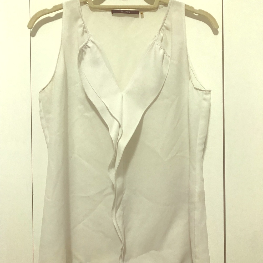 TAHARI Sleeveless Blouse